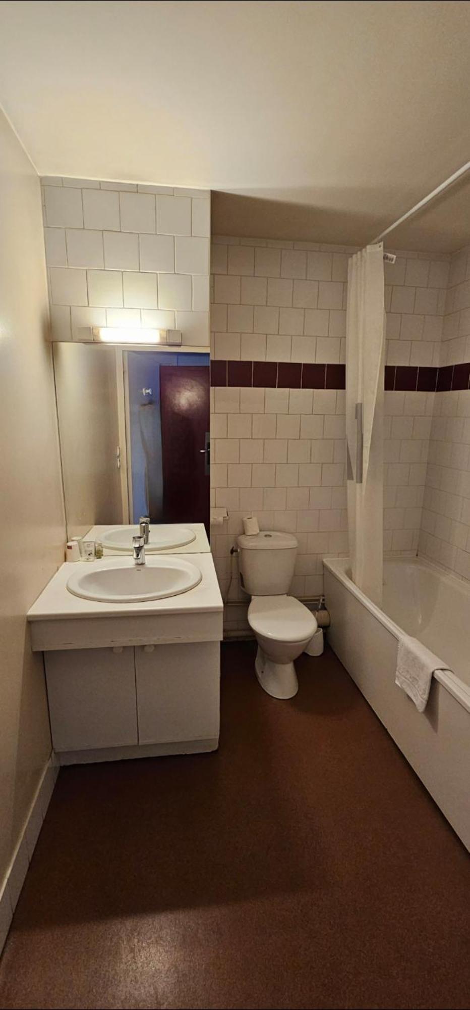 Hotel Lyon Sud, Pierre Benite, St Genis Laval Экстерьер фото