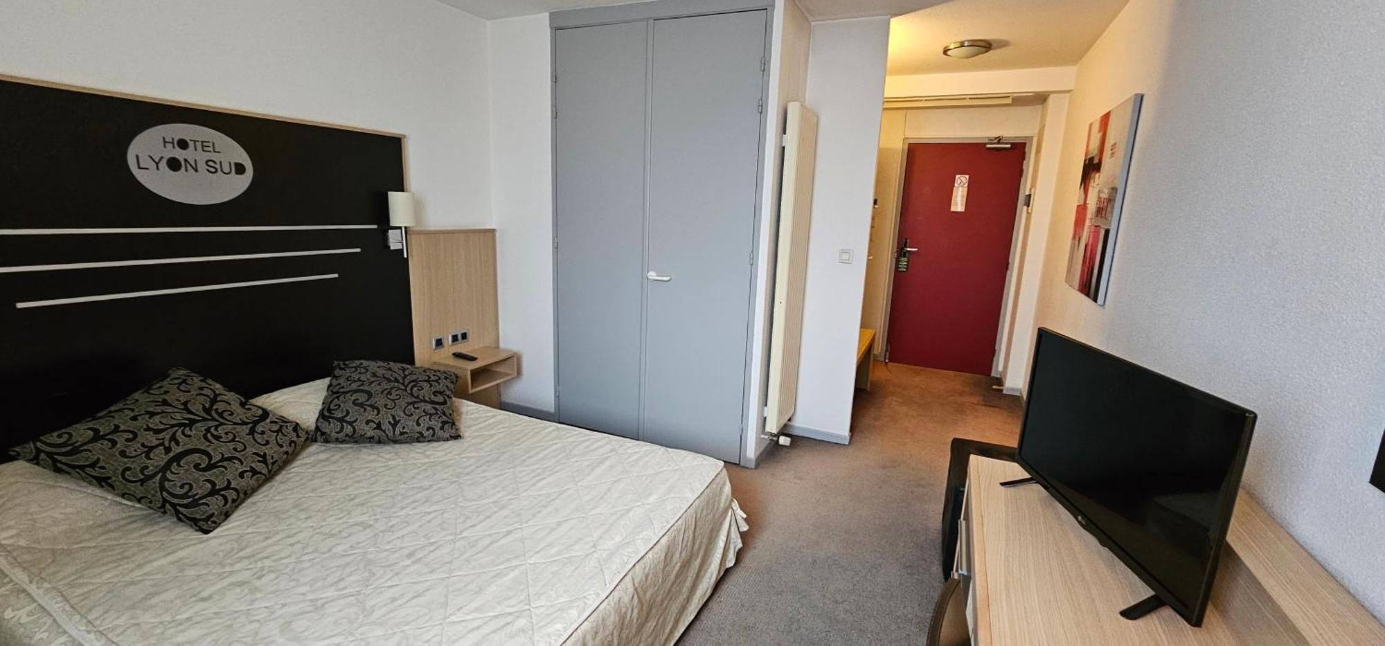 Hotel Lyon Sud, Pierre Benite, St Genis Laval Экстерьер фото