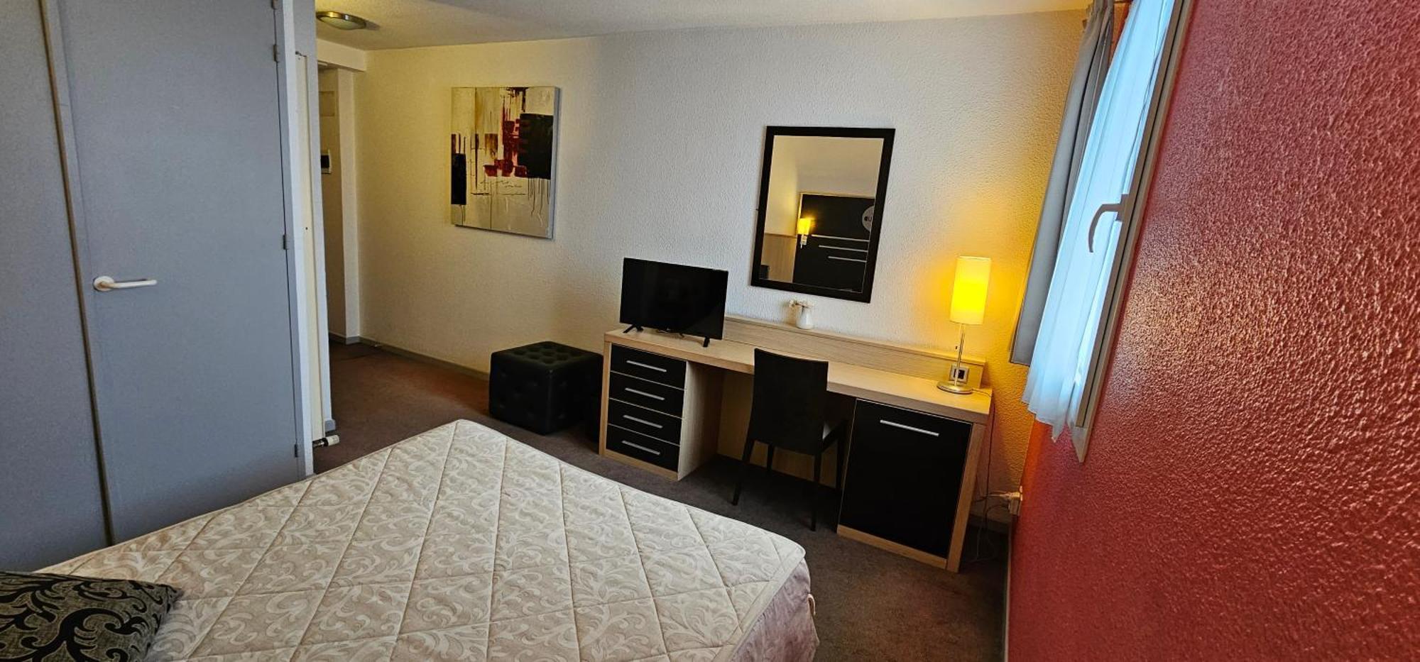 Hotel Lyon Sud, Pierre Benite, St Genis Laval Экстерьер фото