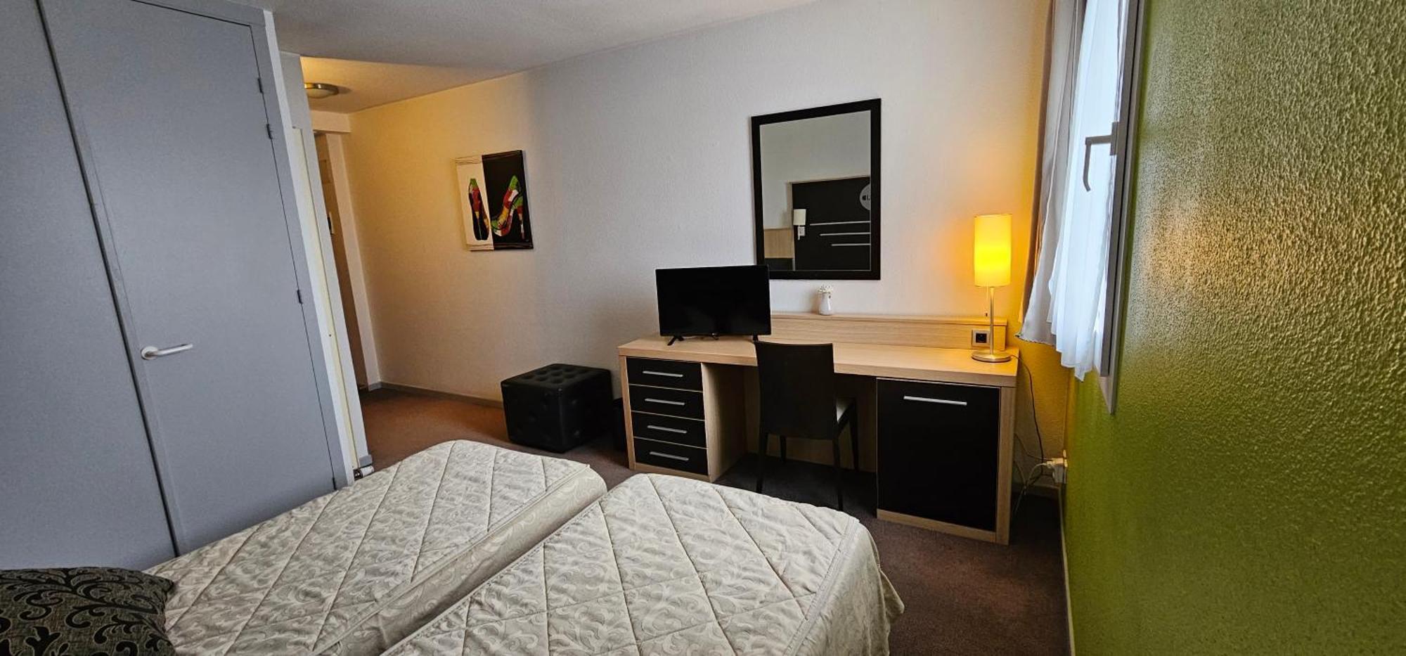 Hotel Lyon Sud, Pierre Benite, St Genis Laval Экстерьер фото