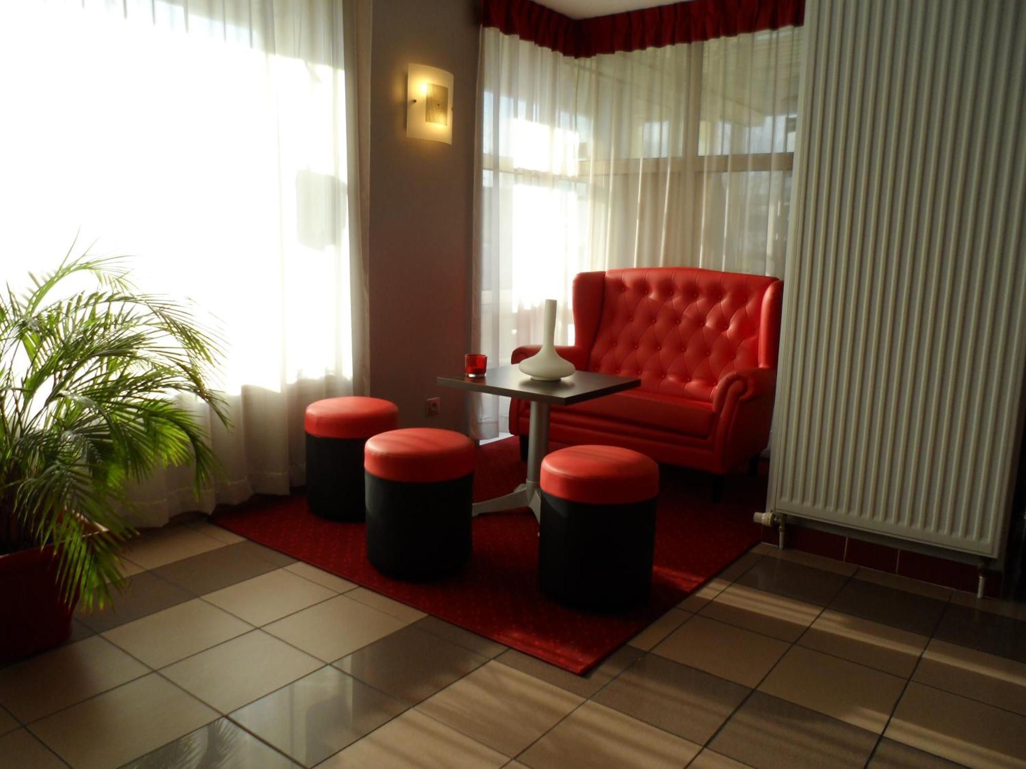Hotel Lyon Sud, Pierre Benite, St Genis Laval Экстерьер фото
