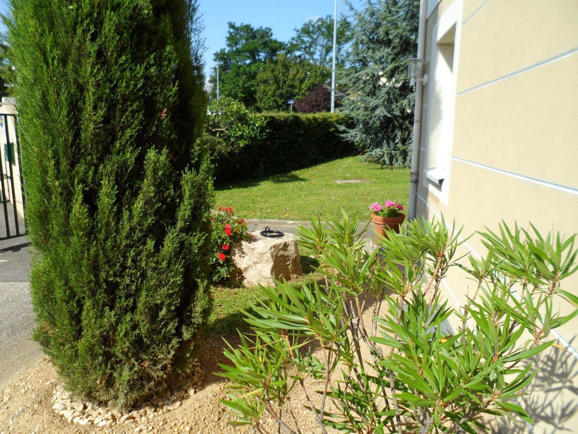 Hotel Lyon Sud, Pierre Benite, St Genis Laval Экстерьер фото